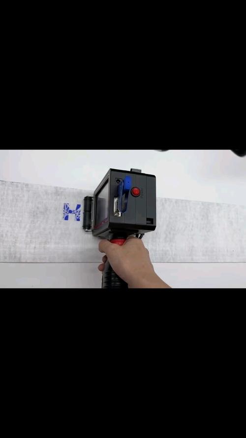 喷码机打出来的字只有一半,然后老是滴墨,是什么故障?